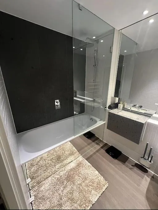Lushpen - O2 Arena Apartment London 0*,  United Kingdom