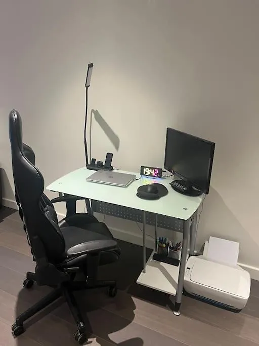 Lushpen - O2 Arena Apartment London