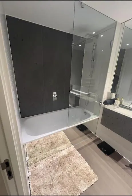 Lushpen - O2 Arena Apartment London 0*,